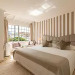 Terrazas La Caleta, *