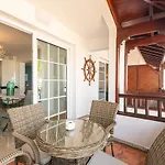 Terrazas La Caleta, *