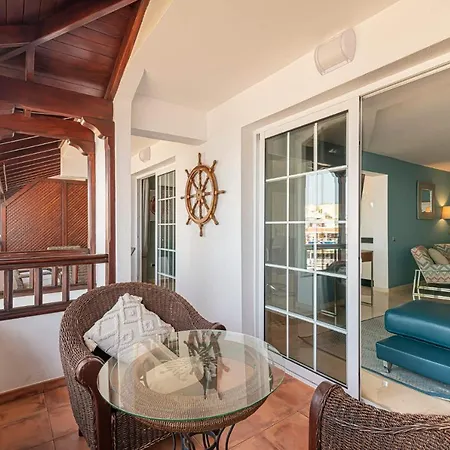 Terrazas La Caleta, Appartamento *